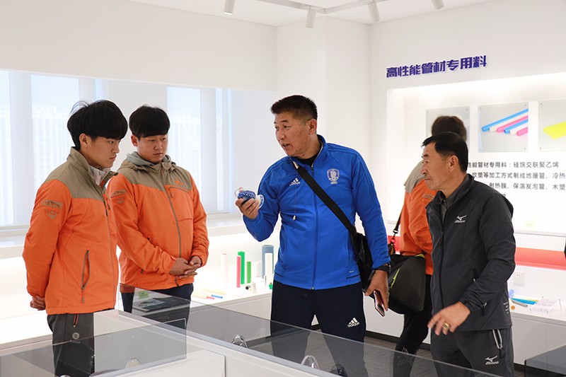 聯(lián)橋星期六足球隊與韓國群山足球聯(lián)隊上演跨國友誼賽(圖10)