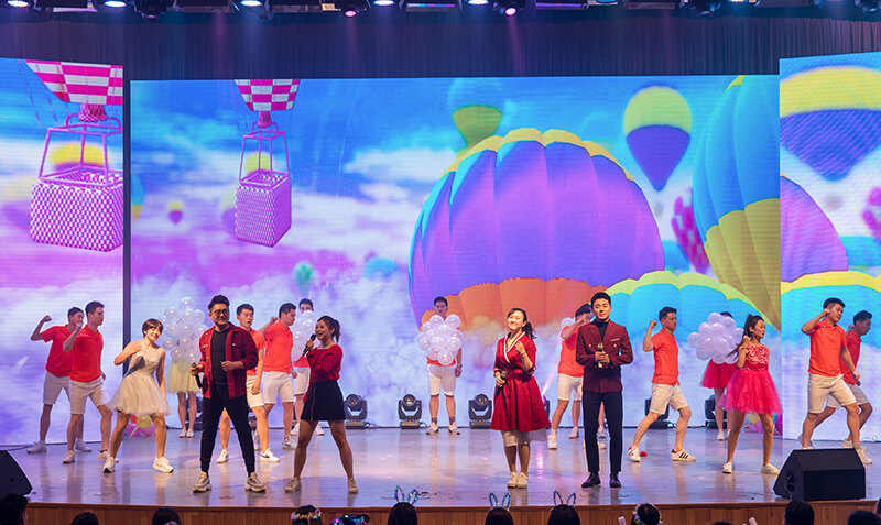 歡欣鼓舞迎新春，滿懷豪情攀高峰 | 聯(lián)橋集團(tuán)2020迎新春聯(lián)歡晚會(huì)激情開(kāi)演(圖4)