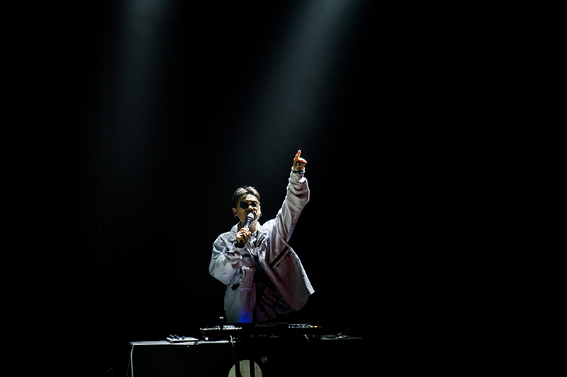 歡欣鼓舞迎新春，滿懷豪情攀高峰 | 聯(lián)橋集團(tuán)2020迎新春聯(lián)歡晚會(huì)激情開(kāi)演(圖41)