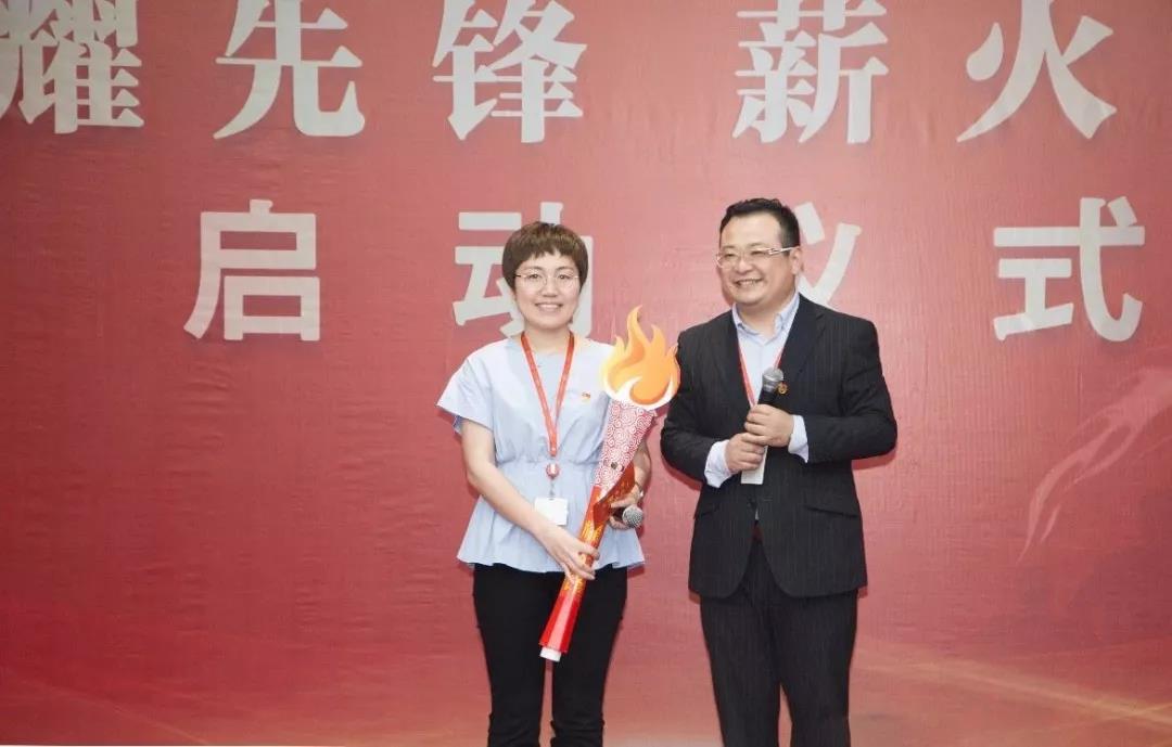 光耀先鋒  薪火接力 傳遞先鋒精神，踐行黨員使命，開拓全新事業(yè)   張建軍—葉根源