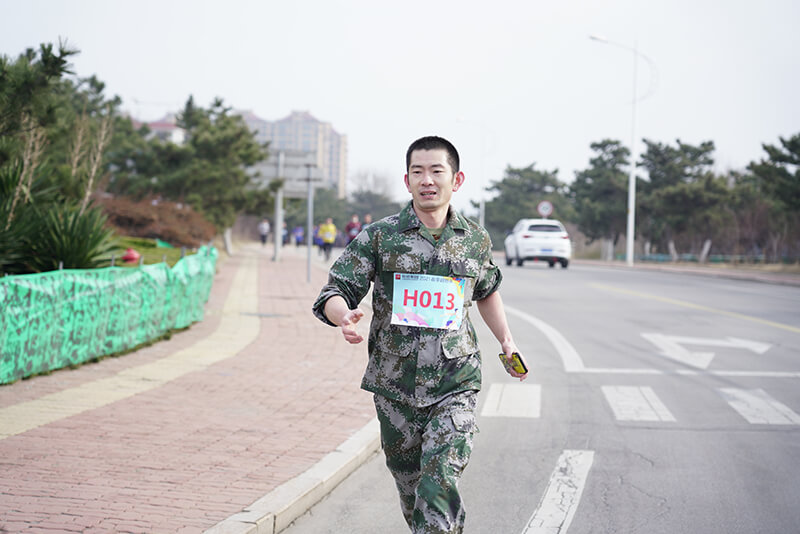 聯(lián)橋集團(tuán)2021春季越野賽燃情開賽(圖4)