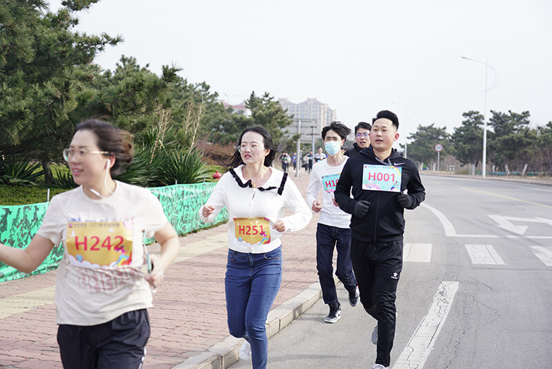 聯(lián)橋集團(tuán)2021春季越野賽燃情開賽(圖13)